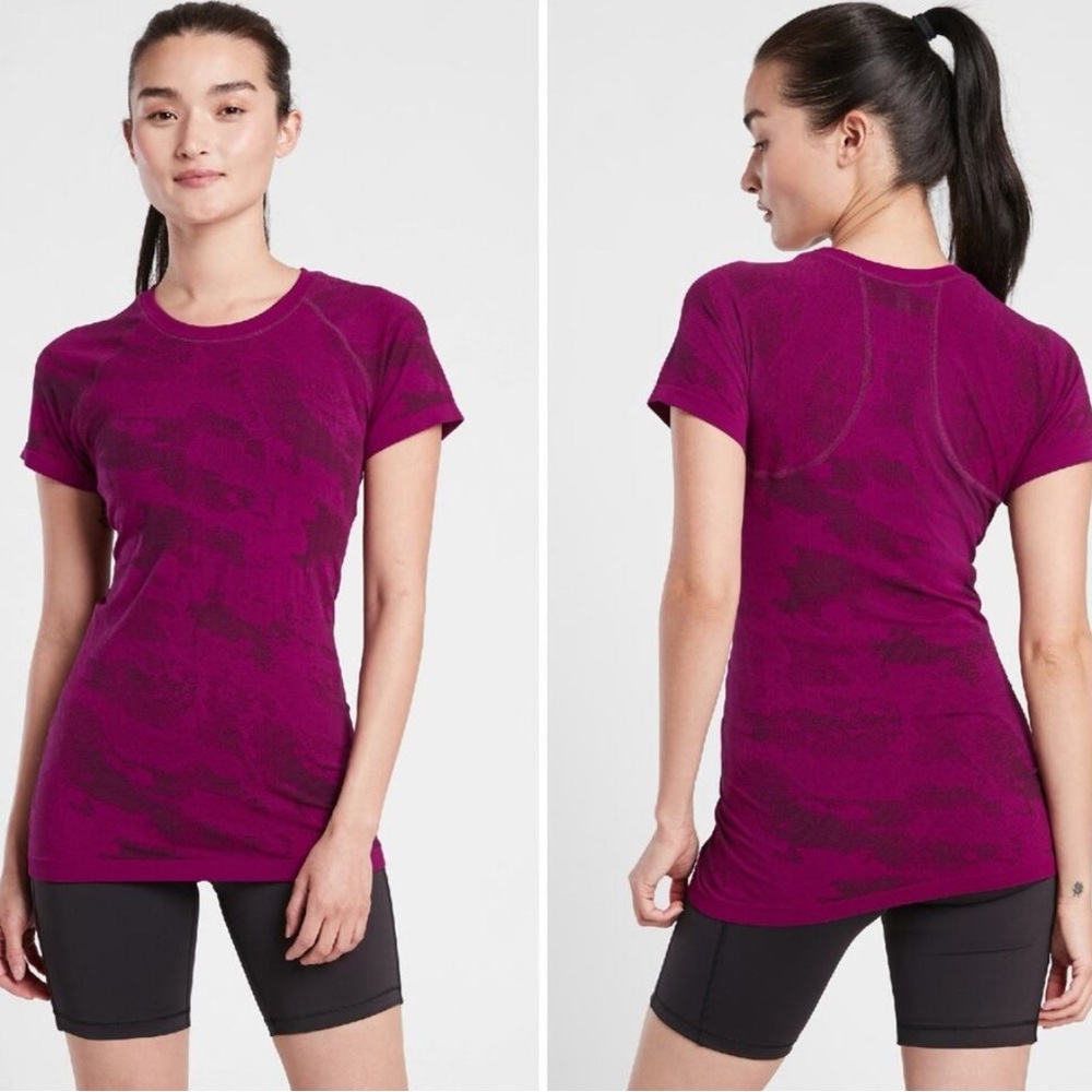 Athleta | Momentum Camo Short-Sleeve Tee | Size L